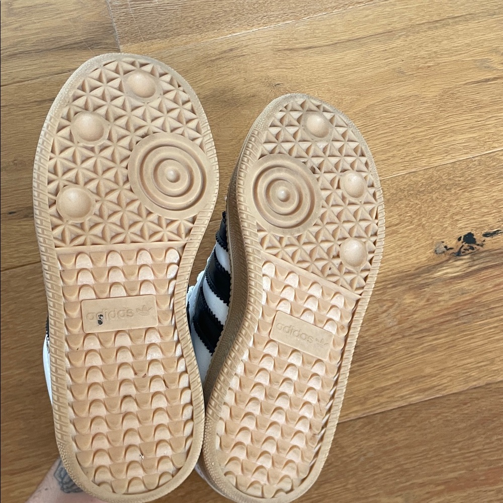 Adidas Black and White Sneakers with Gum Sole - Picture 4 of 5